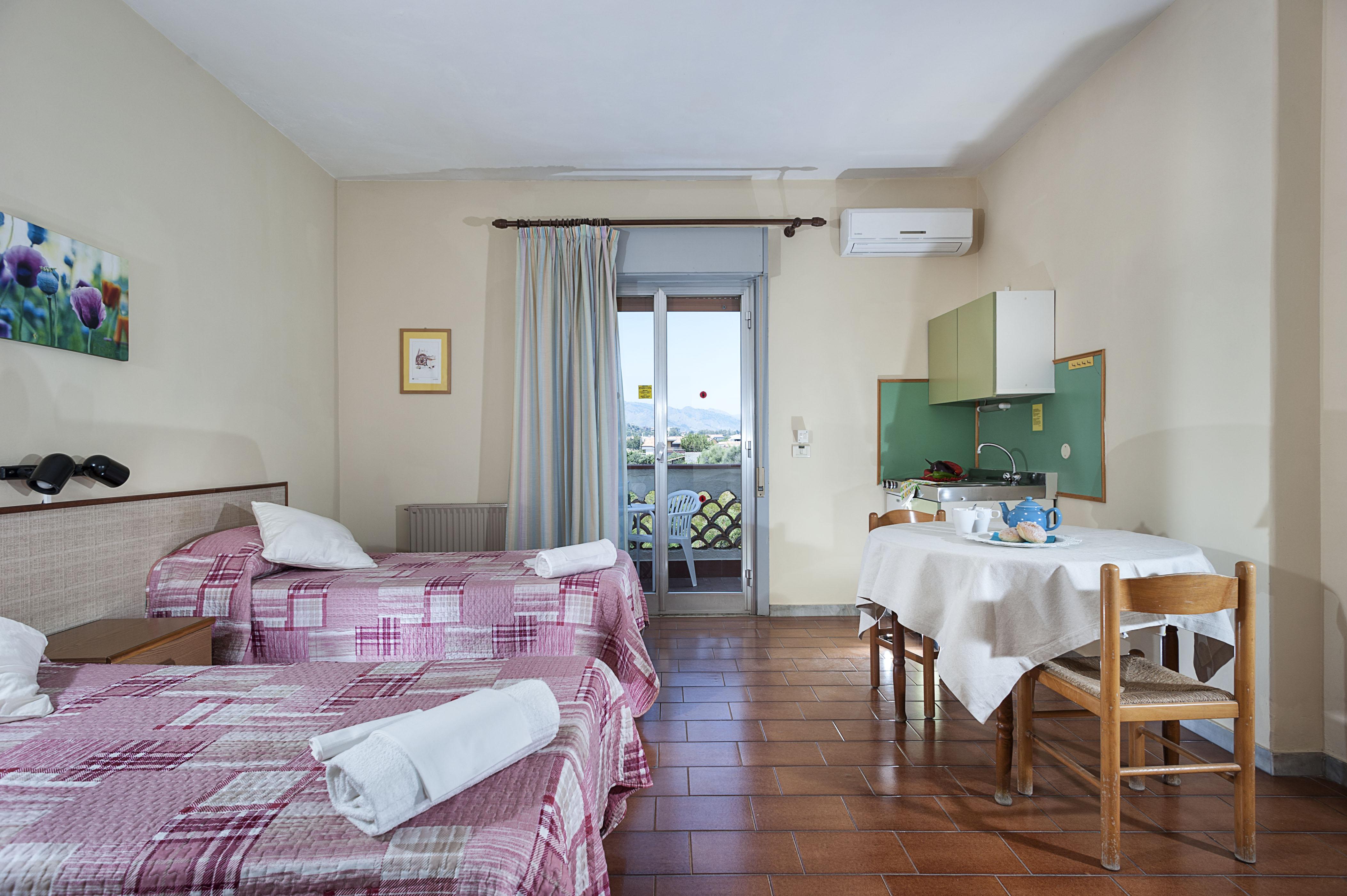 Villa Collina จีอาร์ดีนี นักซอส ภายนอก รูปภาพ