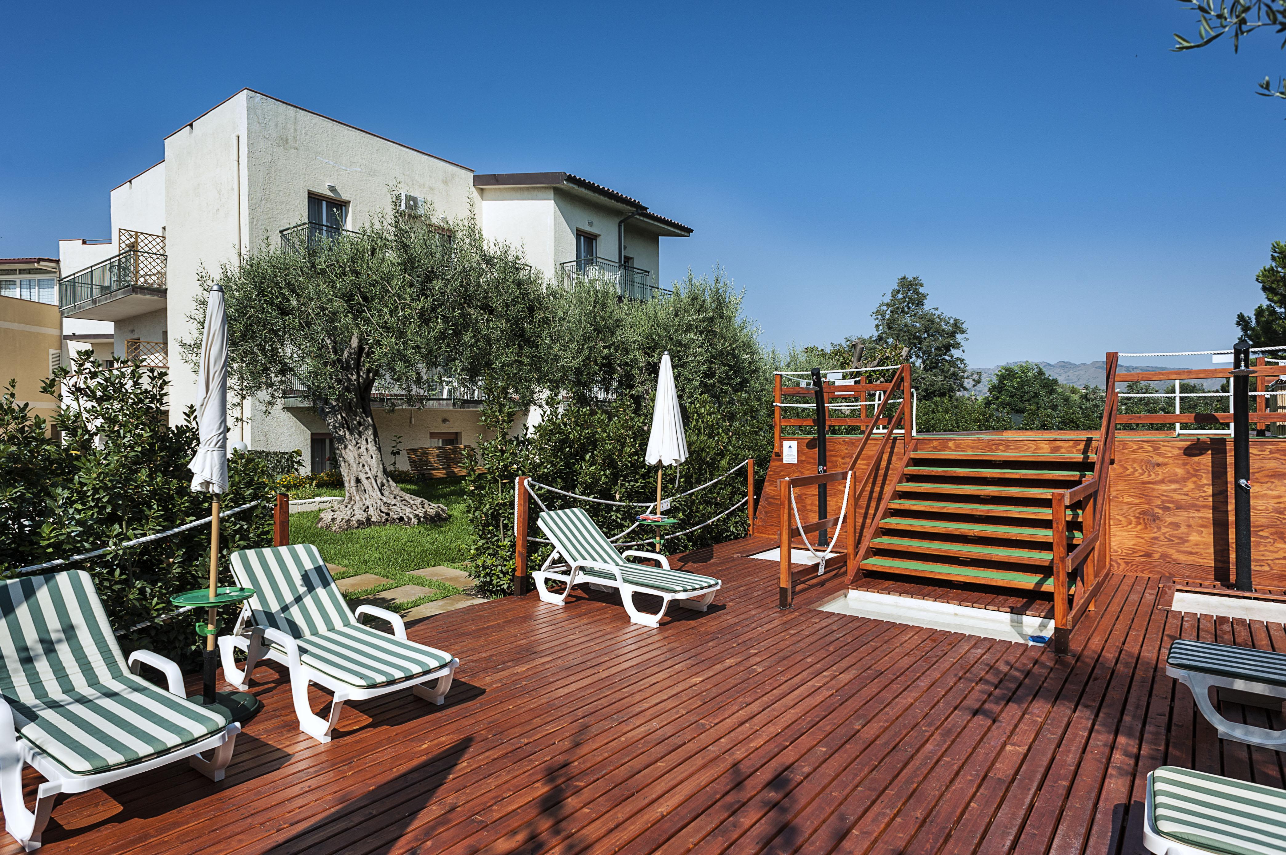 Villa Collina จีอาร์ดีนี นักซอส ภายนอก รูปภาพ