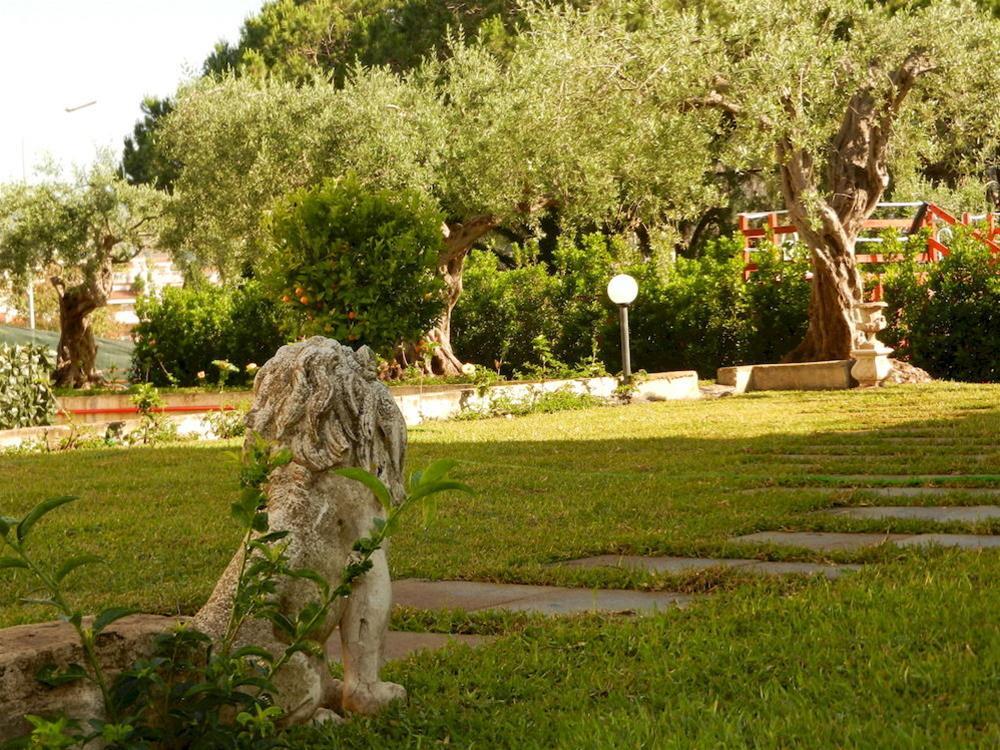 Villa Collina จีอาร์ดีนี นักซอส ภายนอก รูปภาพ