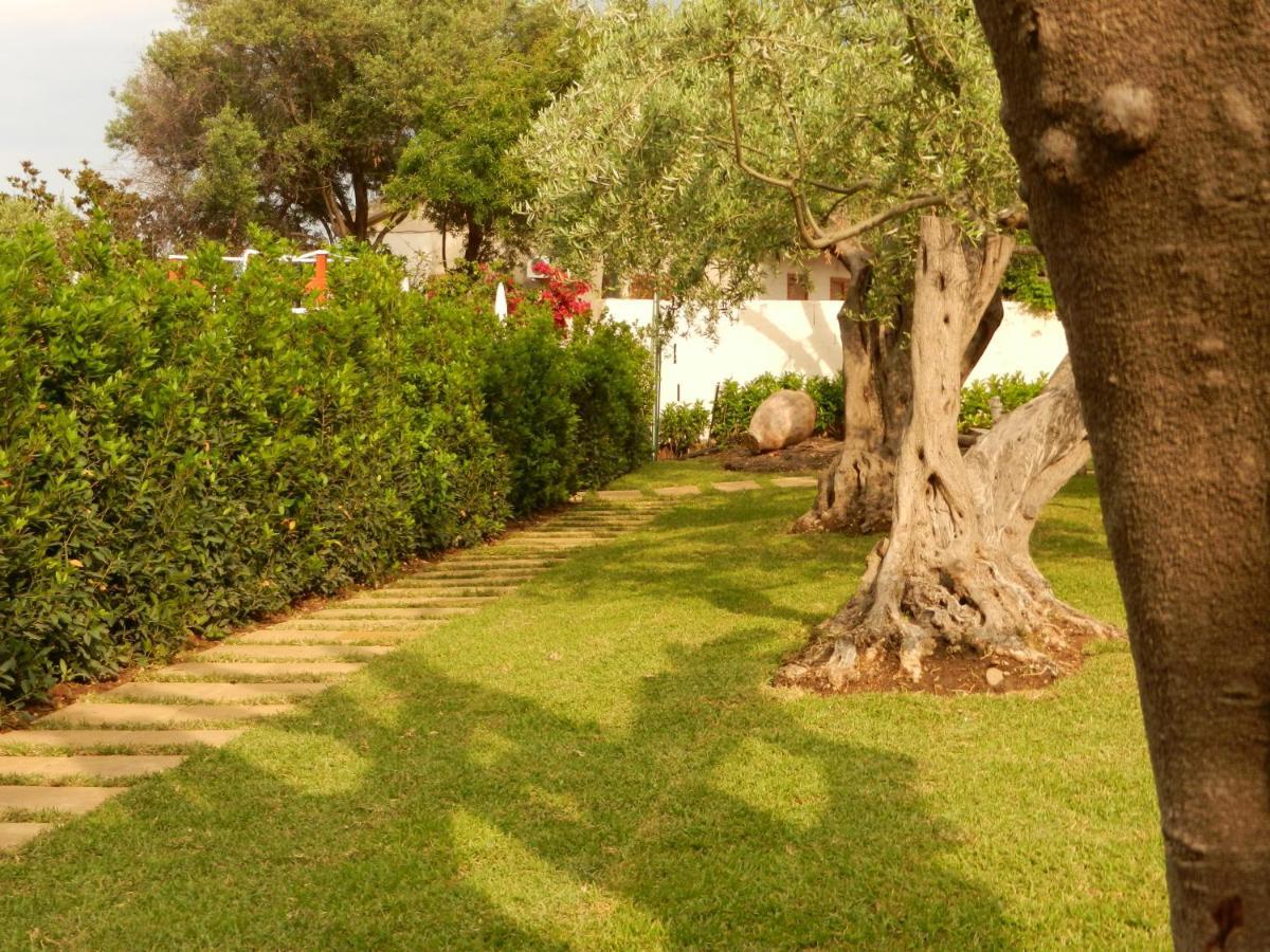 Villa Collina จีอาร์ดีนี นักซอส ภายนอก รูปภาพ